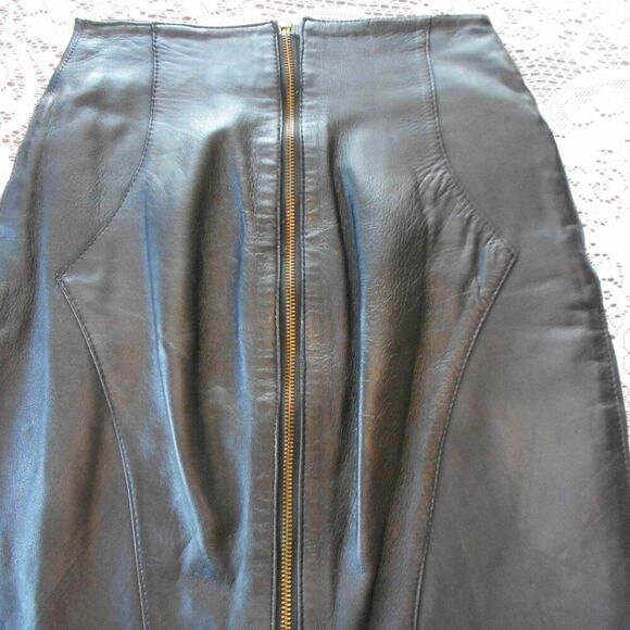 FABULOUS MOTO SKIRT & JACKET SET, Black Leather - Picture 13 of 14